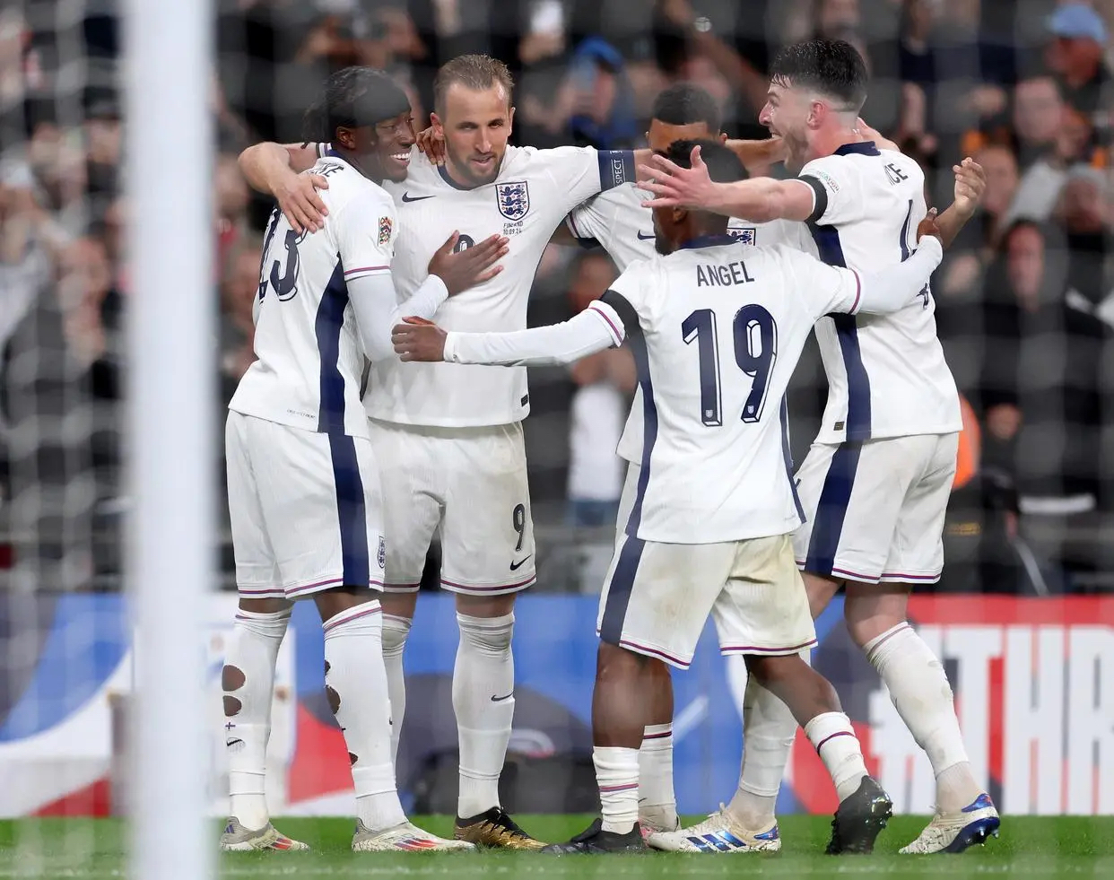 德信app-英格兰队在欧国联赛中撕裂对手