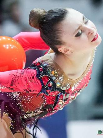 德信官网下载-意大利运动员在体操项目中实现精彩表演