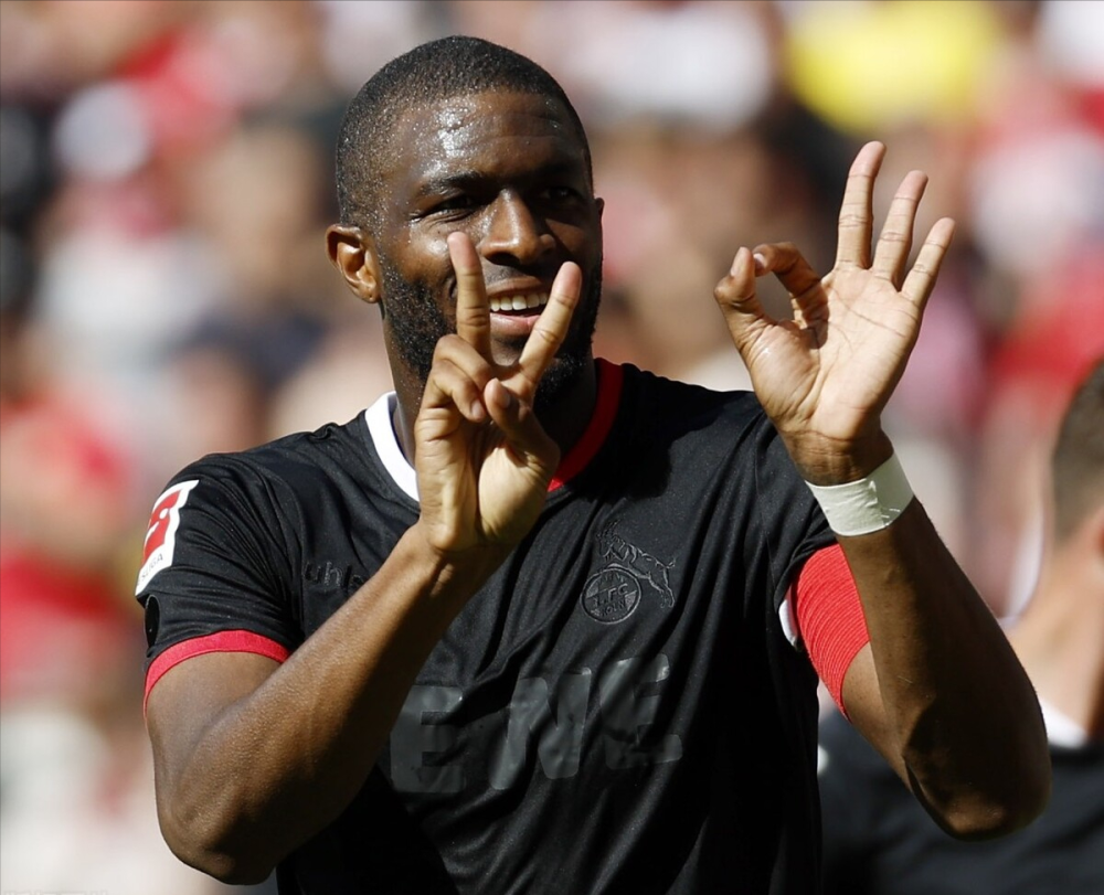 路军领跑射手榜,德甲射手争夺激烈 路军领跑射手榜,德甲射手争夺激烈