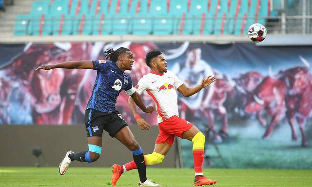 莱比锡红牛客场逆袭，战胜对手实现胜利